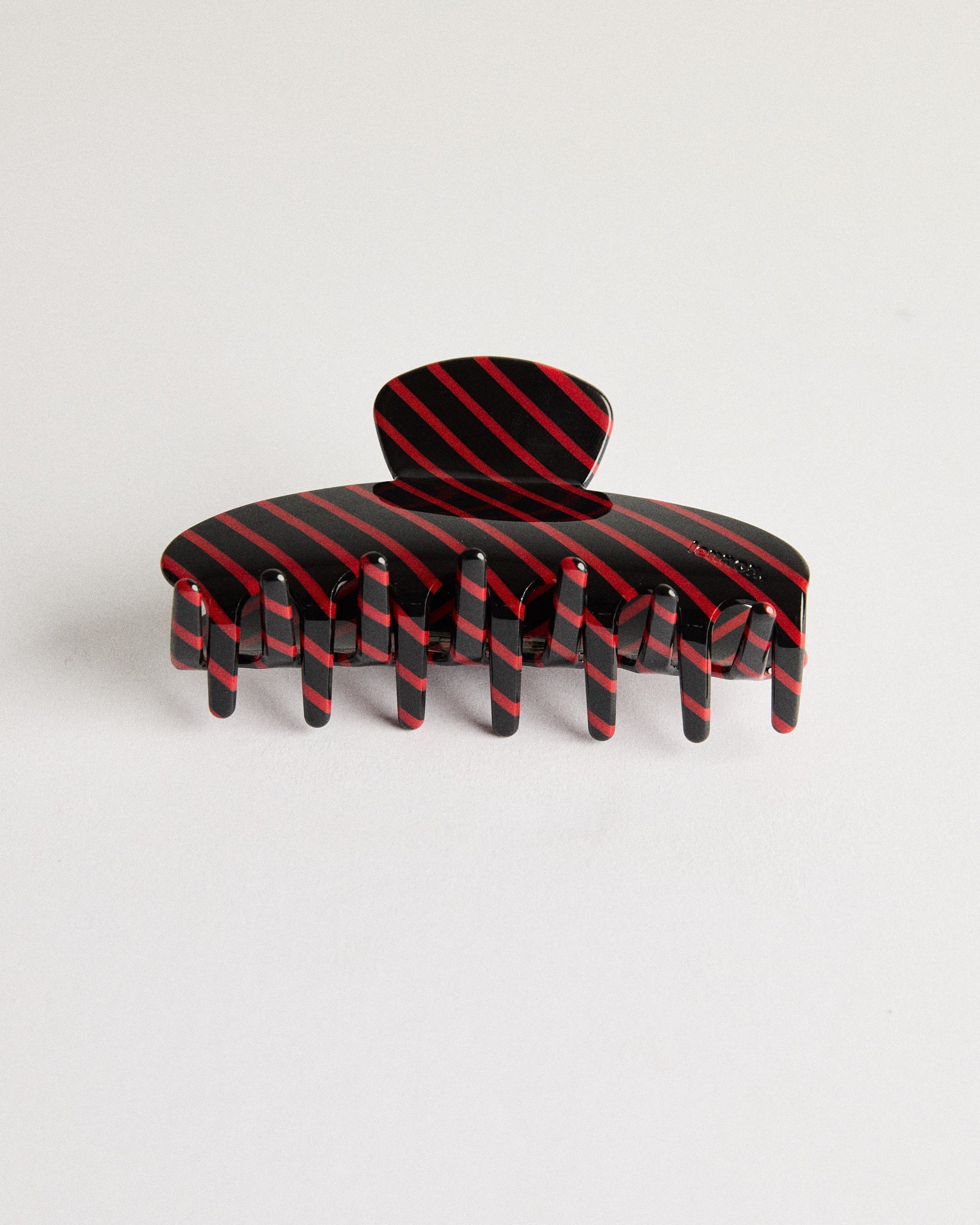 Claw Clip in Striped Cherry