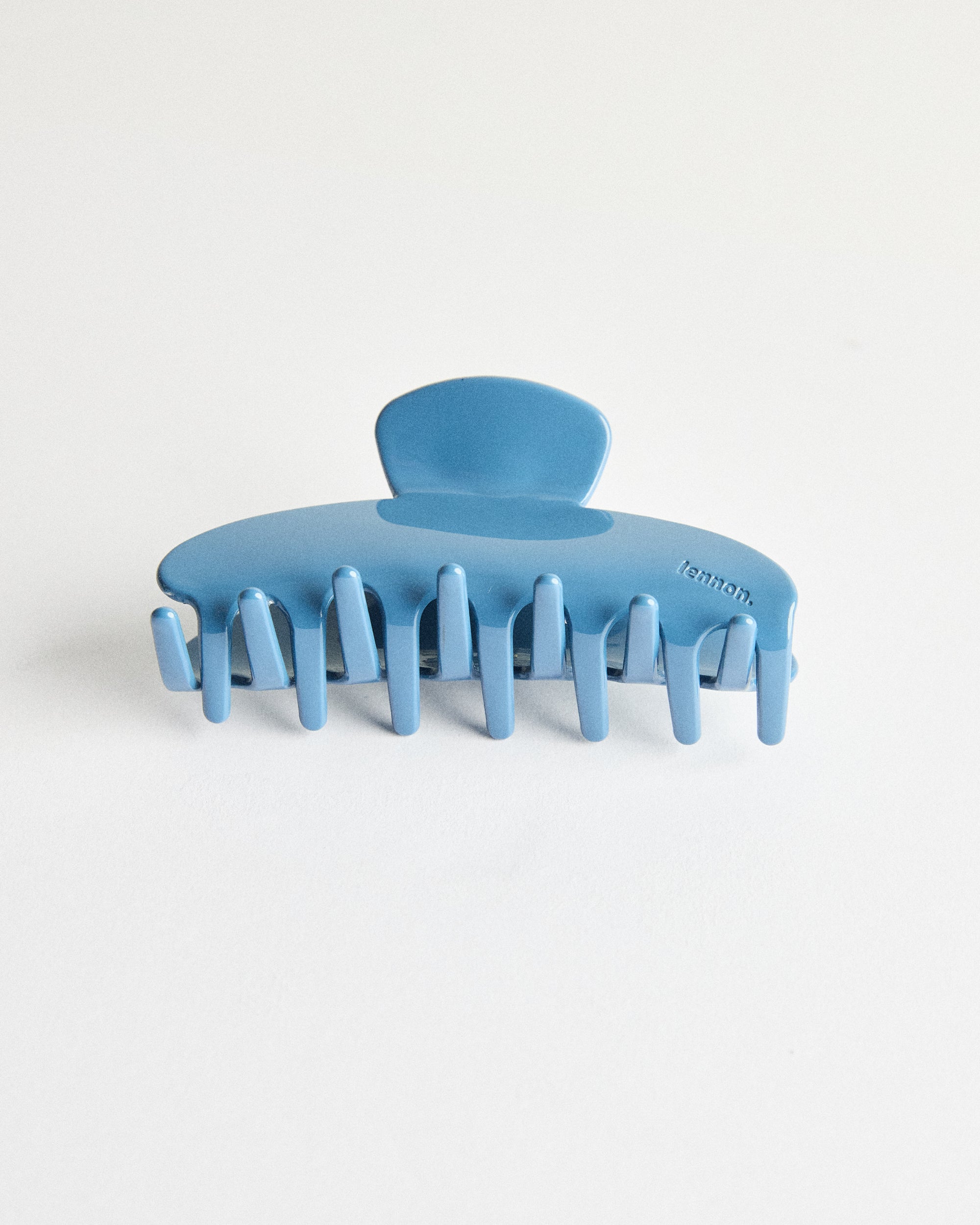 Claw Clip in Blueberry