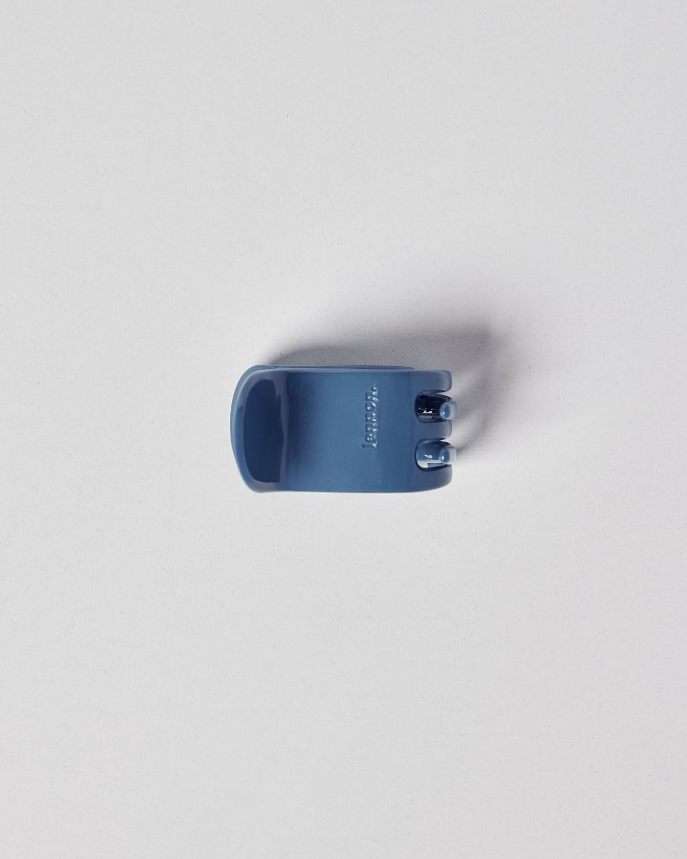 Mini Claw Clip in Blueberry